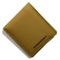 【新品】バーバリー　ロゴ入り二つ折り札入れ　37124　からし　使いやすい札入れです