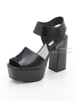 【R&E】厚底太ヒールサンダル/ブラック