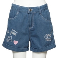 【25%OFF】落書き風刺しゅう入りデニムショートパンツ