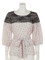 ランダムドット×レースサッシュ付ブラウス/ブラック