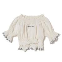 【50%OFF】リボンベルトつきシャーリングオフショルダーブラウス