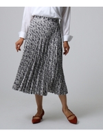 フローラルペイズリー ミディ丈プリーツスカート/ブラック(119)