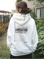 オーバーサイズグラフィックフーディー/WHT