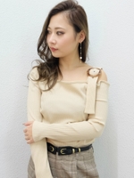 バックルワンショルカットトップス/O.WHT