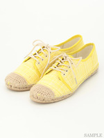 レースアップシューズ