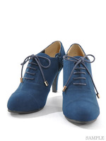 レースアップブーティ