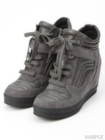 インンソールスニーカー