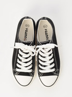 ローカットレースアップスニーカー