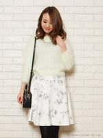 後ろキラキラボタンアンゴラニット