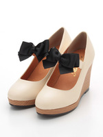 前リボン／パンプス