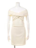 ねじりオフショルダーセットアップ