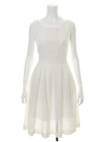 スクエア刺繍ミモレ丈ワンピース