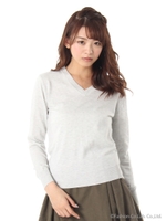 ＢａｓｉｃＶネックニット/ホワイト