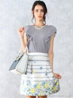 ボーダーフラワータックスカート/ベージュ