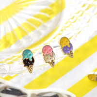 ミニアイスクリームピアス