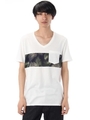 【AZUL by moussy】SURFボタニカル切替Vネック半袖ポケT/WHT