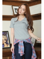  【AZUL by moussy】20/-度甘天竺クロスボーンスカルT/T.GRY
