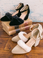 フェイクファー使いパンプス/ブラック