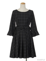 ベルスリーブチェックワンピ/黒