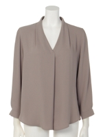 Ｖネック長袖ブラウス/モカ