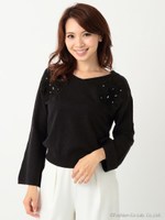 ショルダー花モチーフニット/クロ