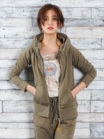 ピグメント裏毛 ビッグフードパーカー/キナリ