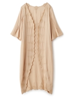 シシュウイリガウン/ベージュ