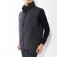 ダウンベスト 18679 バーバリーロンドン グレー リバーシブルにも着れる便利な一着