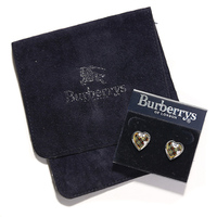 バーバリーズ ハートピアス 32921 シルバー系 レディース 小ぶりでキュートな