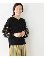 花刺繍チュールスリーブカットソー/ブラック(019)