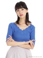 スカラップVネックリブニット/ブルー