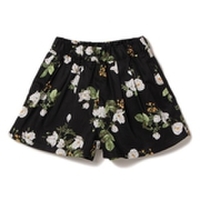 花柄ショートパンツ