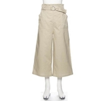 リングベルトつきガウチョ