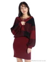 ジオメ柄ニットワンピース/レッド