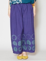 【チャイハネ】手描き風ドットプリントワイドパンツ/ブルー