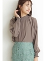 シャーリングハイネックブラウス/ベージュ1(041)