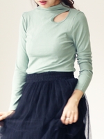 肩あきアシメカットトップス/ライトグリーン