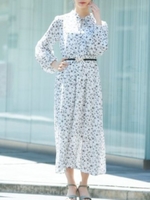 単色花柄袖コンワンピース/オフ白