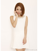 ビジューネックAラインワンピース