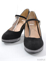 アンクルストラップ付きパンプス