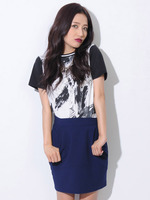 グラフィックプリントTOP