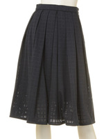 BOXカットワークタックスカート