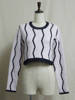 幾何学ジャガードトップス