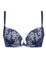 脇スッキリ! ミークローゼット 憧れくっきりバストブラ 017