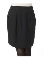 【11/13ヒルナンデス放送☆】タックタイトスカート