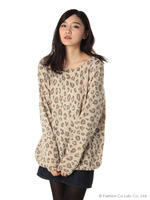 ヒョウ柄プリントユルプルオーバー