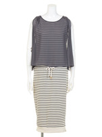 【DECEIVE..】シャイニーフレアワンピース