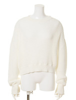 長袖ショート丈トップス