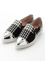 Pointed Slip-On/Black