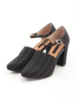 StripeSeparatePumps/Black